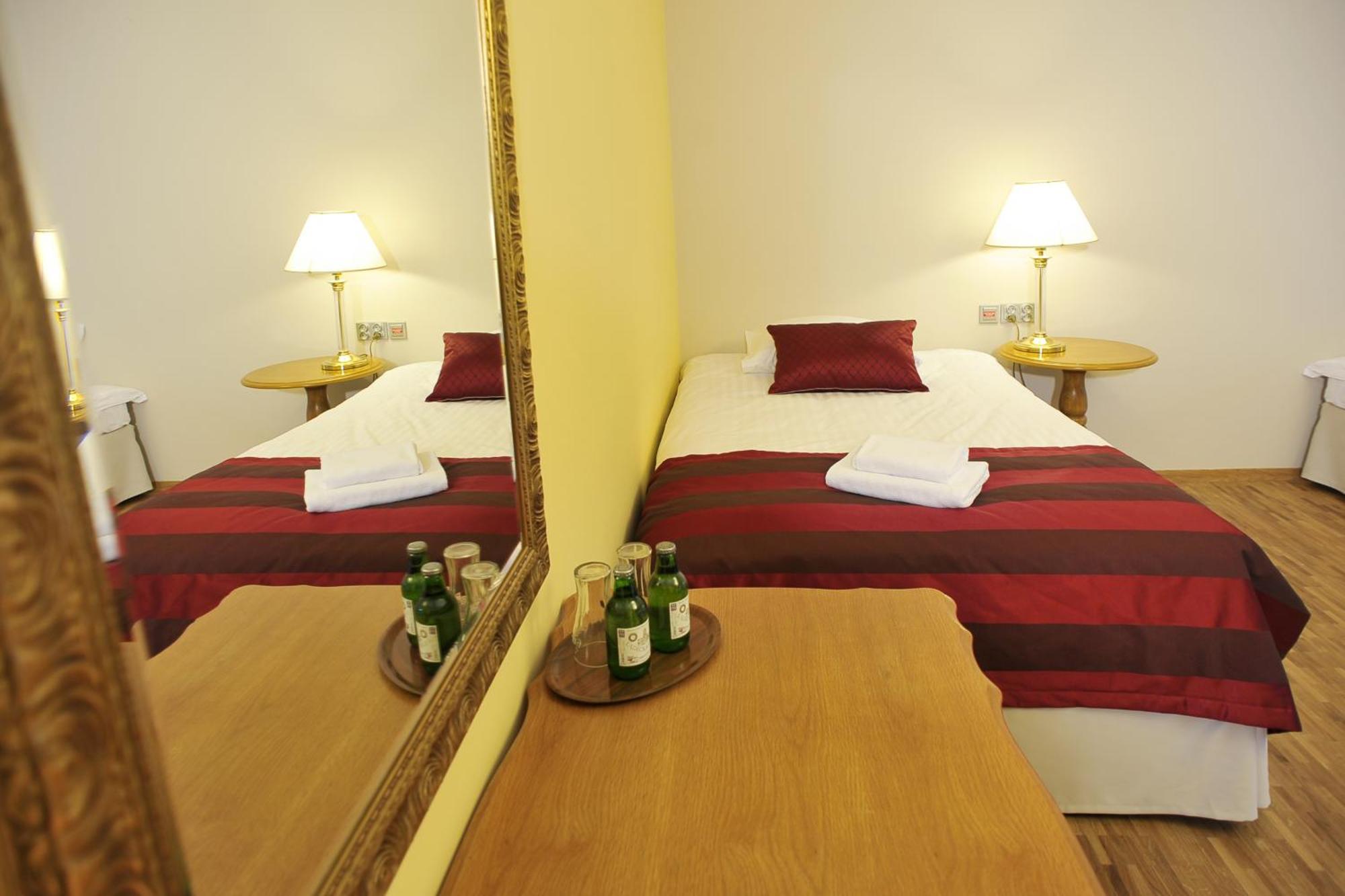 Hotel Mir-Jan Spa Lądek-Zdrój Habitación foto